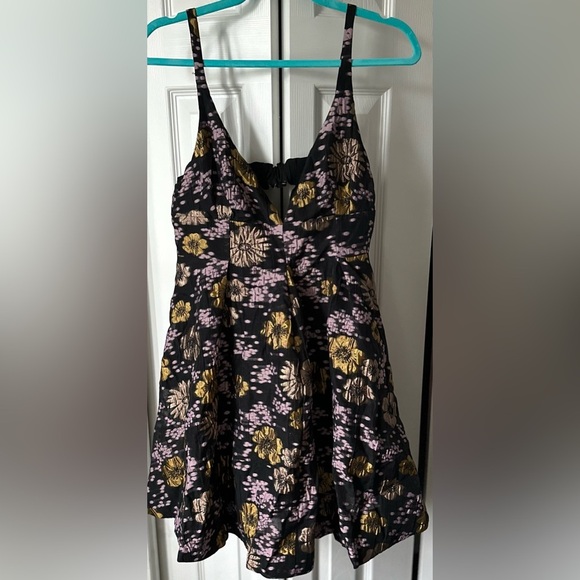 ‼️RARE‼️🎸ANTHROPOLOGIE🎸🔥NWT🔥Jacquard A-Line Mini Dress in Black Motif— Size 6 - Picture 8 of 16